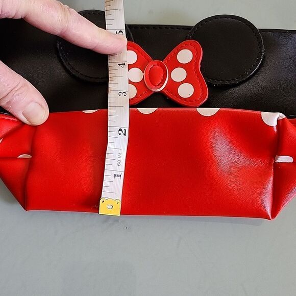 NWOT Minnie Mouse Wristlet/ Cosmetic Bag - Picture 7 of 7